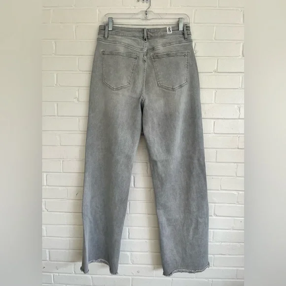 Altar’d State Distressed Wide Leg Jeans in Gray Size 29 EUC! Worn once! - Picture 4 of 5